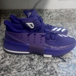 Men's Adidas Purple Basketball Shoes Size 13 In Excellent Condition